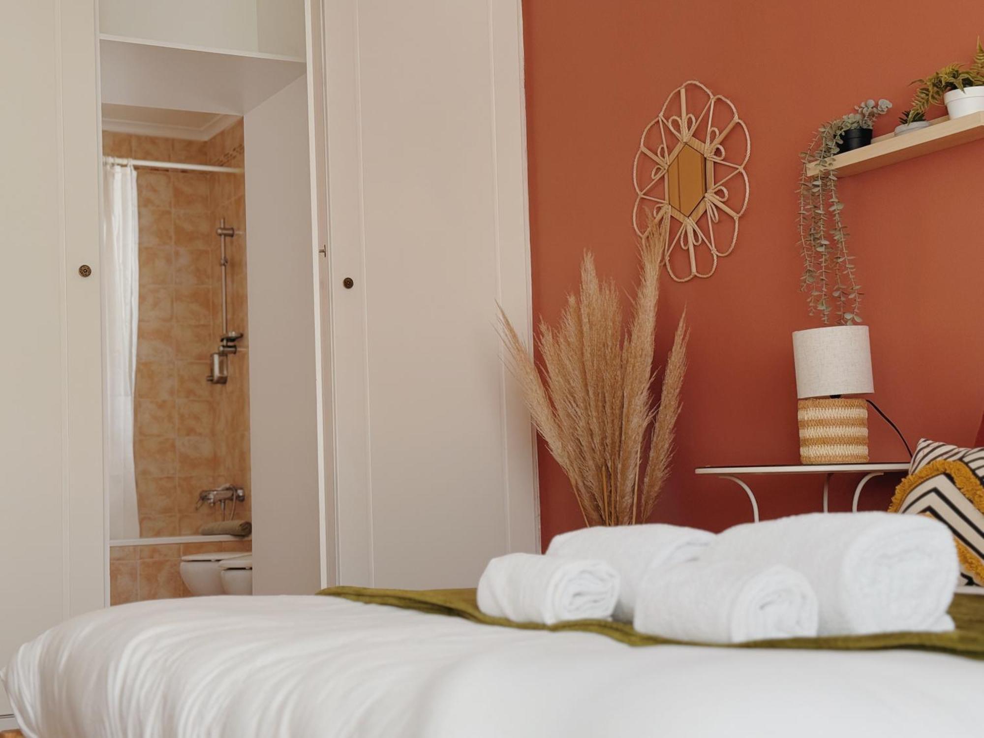 Coastal Garden Paradise Retreat- 6 Min From The Beach Charneca  Zewnętrze zdjęcie